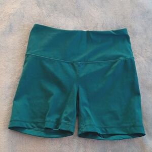 Yogalicious Teal Bike, Yoga, Athletic Shorts Womans Size Small